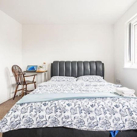 En-Suit Room With Free Dedicated Parking Mánchester Exterior foto